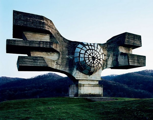 Abandoned-Yugoslavian-Monuments-by-Jan-Kempenaers-15.jpg
